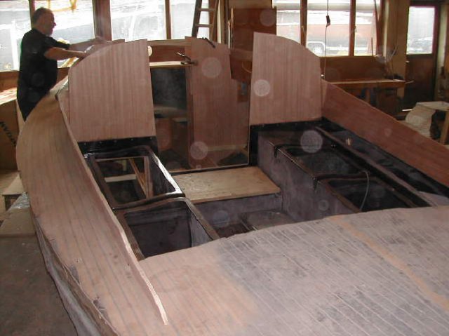 Manufacturing the Daysailer